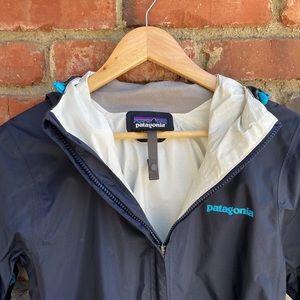 Patagonia rain shell jacket (size S)
